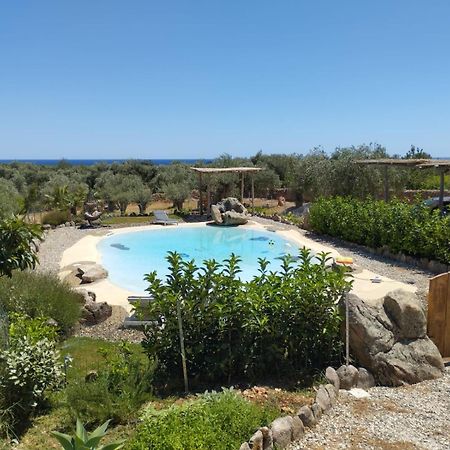 Villa Cuccuru Relax - A Orosei Esterno foto