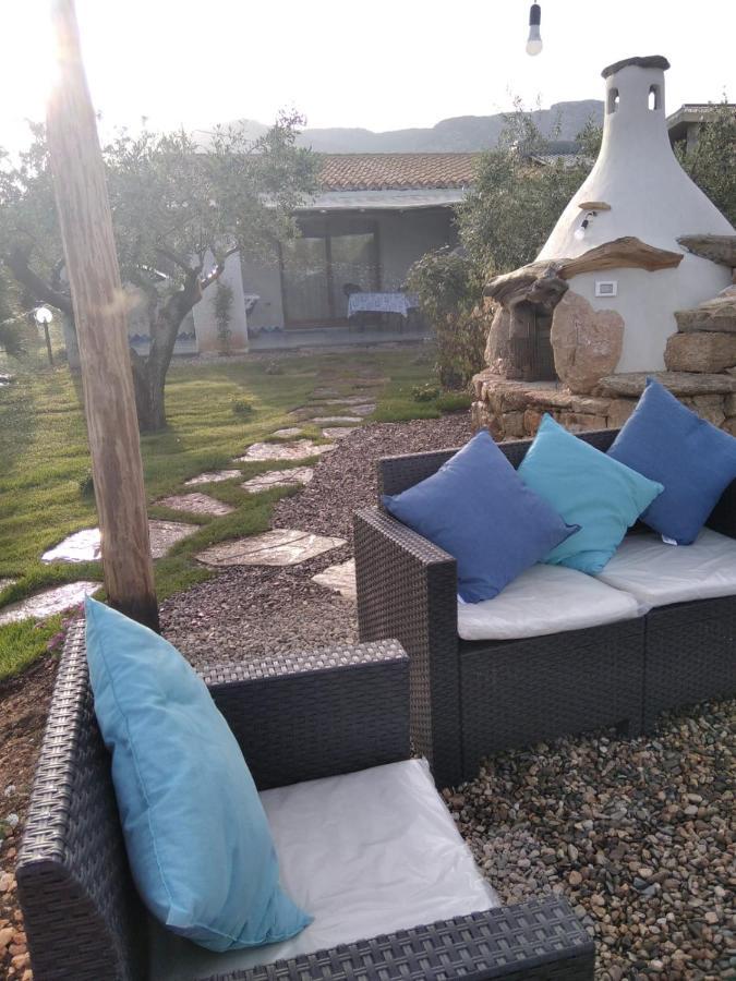 Villa Cuccuru Relax - A Orosei Esterno foto
